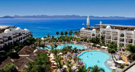 7 noches Hotel Resort Princesa Yaiza Suite con desayuno y 4 green fees ( 2x Costa Teguise, 2x Lanzarote Golf )