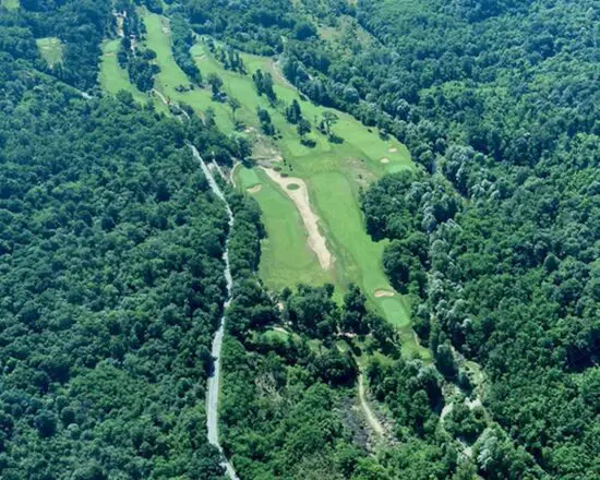 7 Übernachtungen im Cascina Era Relais mit 3 Greenfees (GC Biella Le Betulle, GC Cavaglià und GC Cerrione) und 1 geführte Besichtigung eines Weingutes