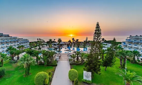 7 nights in Hotel Sentido Bellevue Park with Full Board and 3 Green Fees