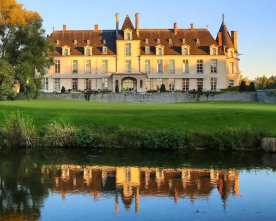 4 noches en Château d'Augerville con media pensión y 4 Green Fees por persona (Château d'Augerville Golf)