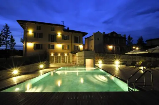 3 nights at Relais Villa D'Amelia with one green fee (Golf Club Cherasco)