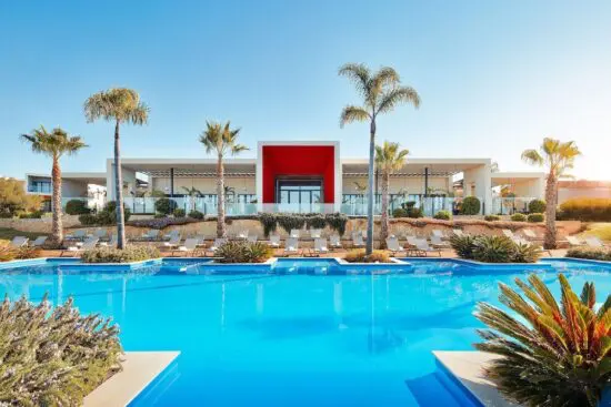 3 nights at Tivoli Alvor Algarve - All Inclusive Resort with one greefee (Penina Golf Courses)