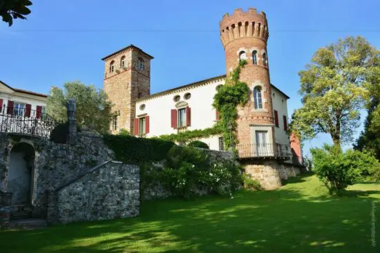 3 nights with breakfast at Castello di Buttrio including one Green fee per person (Castello di Spessa)