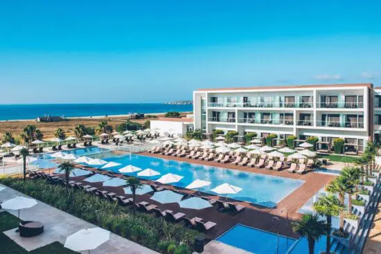 3 Übernachtungen mit Frühstück im Iberostar Selection Lagos Algarve inklusive 1 Greenfee pro Person (Penina GC)