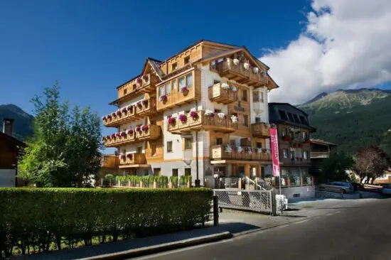 3 notti con prima colazione al Sottovento Luxury Hospitality e un green fee giornaliero a persona (GC Bormio)