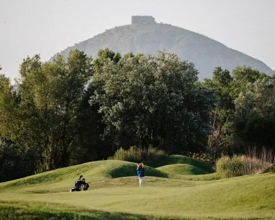 3 noches en el Hotel Terraverda con desayuno y 1 Green Fee por persona (Empordà Golf)