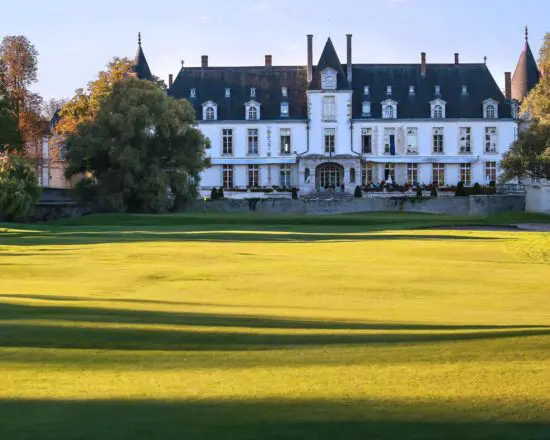 4 Übernachtungen im Château d'Augerville mit Halbpension und 4 Green Fees pro Person (Château d'Augerville Golf)