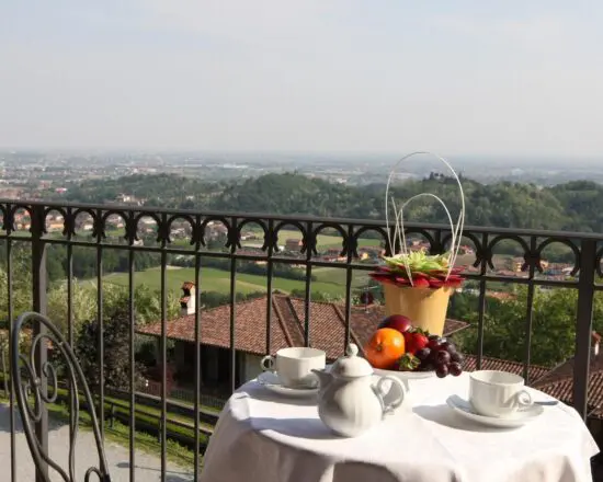 7 nights with breakfast at Hotel Camoretti including 3 green fees per person at Gardagolf Country Club, GC Franciacorta and GC Bergamo Albenza, plus one dinner