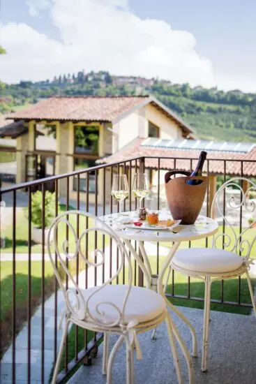 7 Übernachtungen im Relais Montemarino mit 3 Greenfees (Golf Club Cherasco, Golf Club La Margherita, Golf Città di Asti)