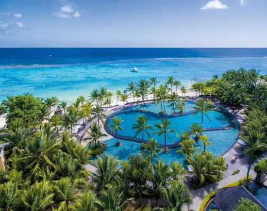 7 nights with breakfast at Trou aux Biches Beachcomber and 3 green fees per person (GC Paradis and Mont Choisy)