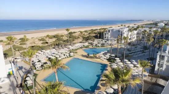 7 nights with breakfast at Hipotels Barrosa Park including Unlimited Golf (La Estancia Golf Club)