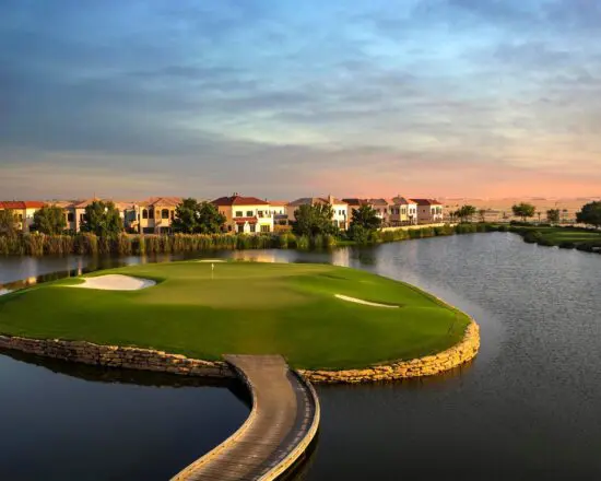 7 noches con desayuno en el Park Hyatt Dubai incluido 3 Green Fees por persona en Dubai Creek & Yacht y Jumeirah Golf Estates (Earth & Fire)