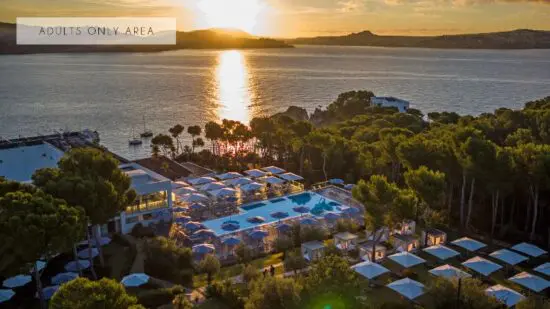 7 notti al Coronado Thalasso & Spa più 3 green fee incl. noleggio auto