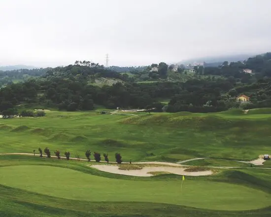 7 notti con prima colazione alla Foresteria St. Anna con golf illimitato