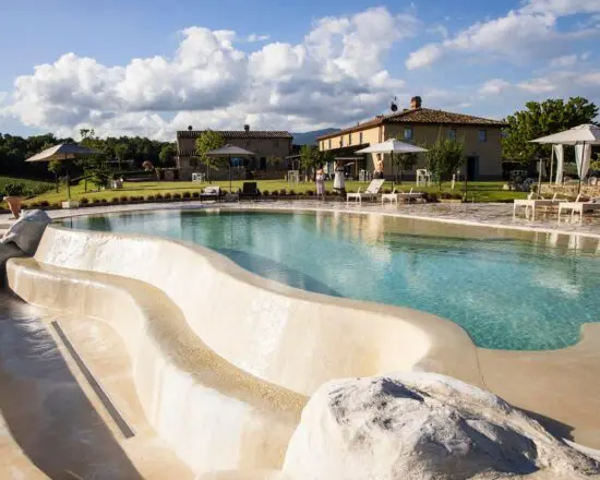 4 notti presso la Tenuta Le Tre Virtu con prima colazione e 2 green fees