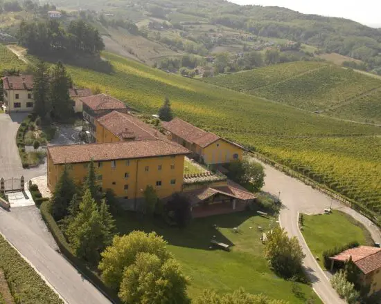 4 nights in the Villa Sparina, with breakfast and 2 green fees