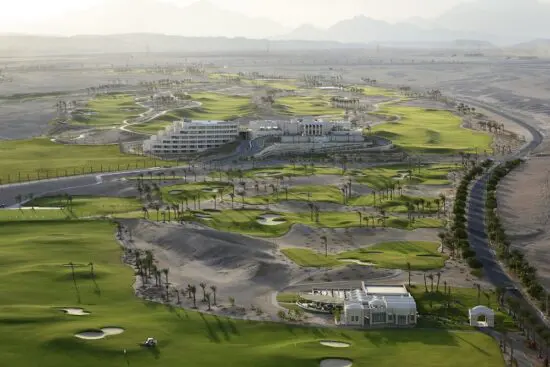 10 All-Inclusive-Nächte im Jaz Makadi Oasis Club und 5 Greenfees pro Person (3x GC Madinat Makadi, 2x GC The Cascades)