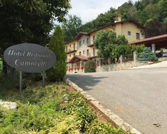 3 Nuits au Hotel Camoretti Restaurant avec petit déjeuner et 1 green-fees par personne (Golf Club Bergamo L'Albenza)