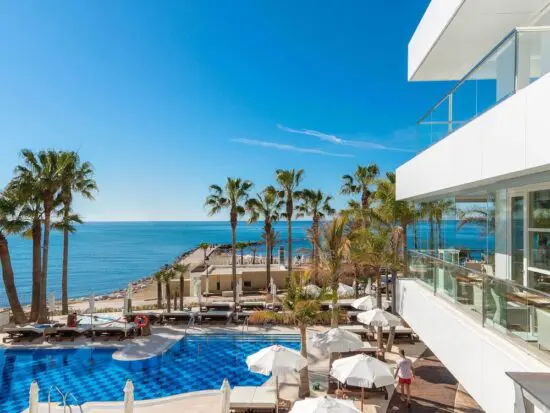 3 Übernachtungen mit Frühstück im Amàre Beach Hotel Marbella inklusive einer Greenfee pro Person (Marbella Golf Country Club)