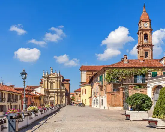 5 Übernachtungen im Hotel Castello dal Pozzo mit Frühstück plus 2 Green Fees (GC Castelconturbia und GC Alpino di Stresa)