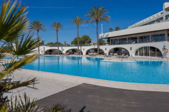 7 nights at Pestana Alvor Praia Beach & Golf Hotel with 3 greenfees (Penina Golf Courses, Morgado, Álamos)