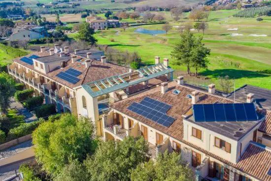 7 nuits avec petit-déjeuner à l'hôtel Carpediem Rome, y compris 3 Green fees par personne (Marco Simone Golf & Country Club, Golf Club Parco di Roma et Golf Club Parco de' Medici)