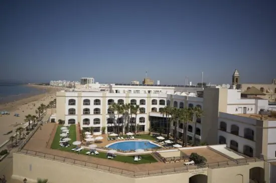 7 Übernachtungen mit Frühstück im Hotel Duque De Najera inklusive 3 Greenfees pro Person (2x Costa Ballena Ocean Golf Club und 1x Sherry Golf Jerez)