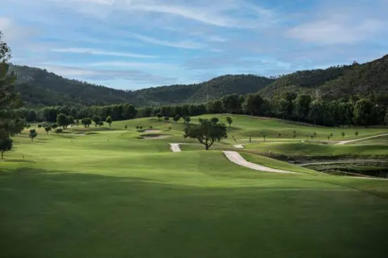 4 Übernachtungen im Hotel Palazzo di Varignana mit Frühstück und zwei Greenfees