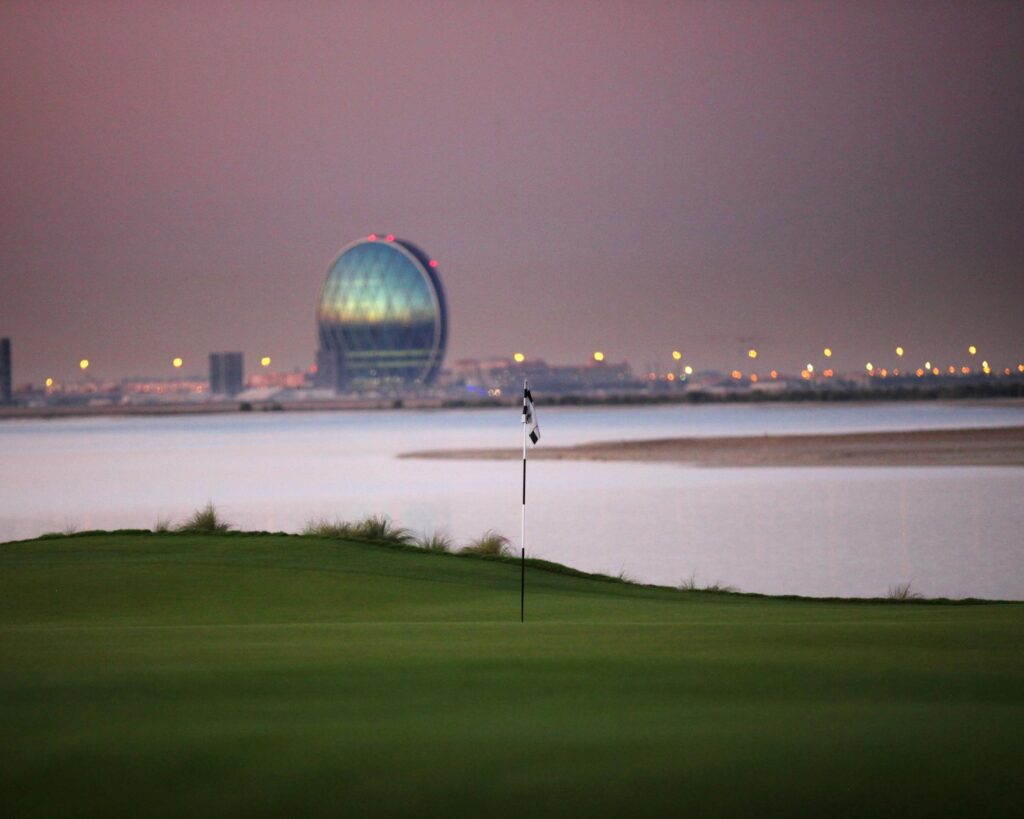 Yas Links Abu Dhabi Vacaciones de golf con Golf & More